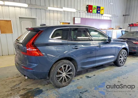 2021 Volvo Xc60 T5 Momentum z USA, uszkodzony, nr VIN YV4102DK3M1808853